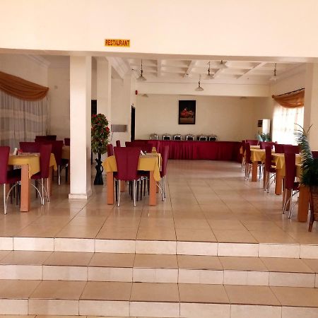Hotel Benizia Асаба Екстер'єр фото