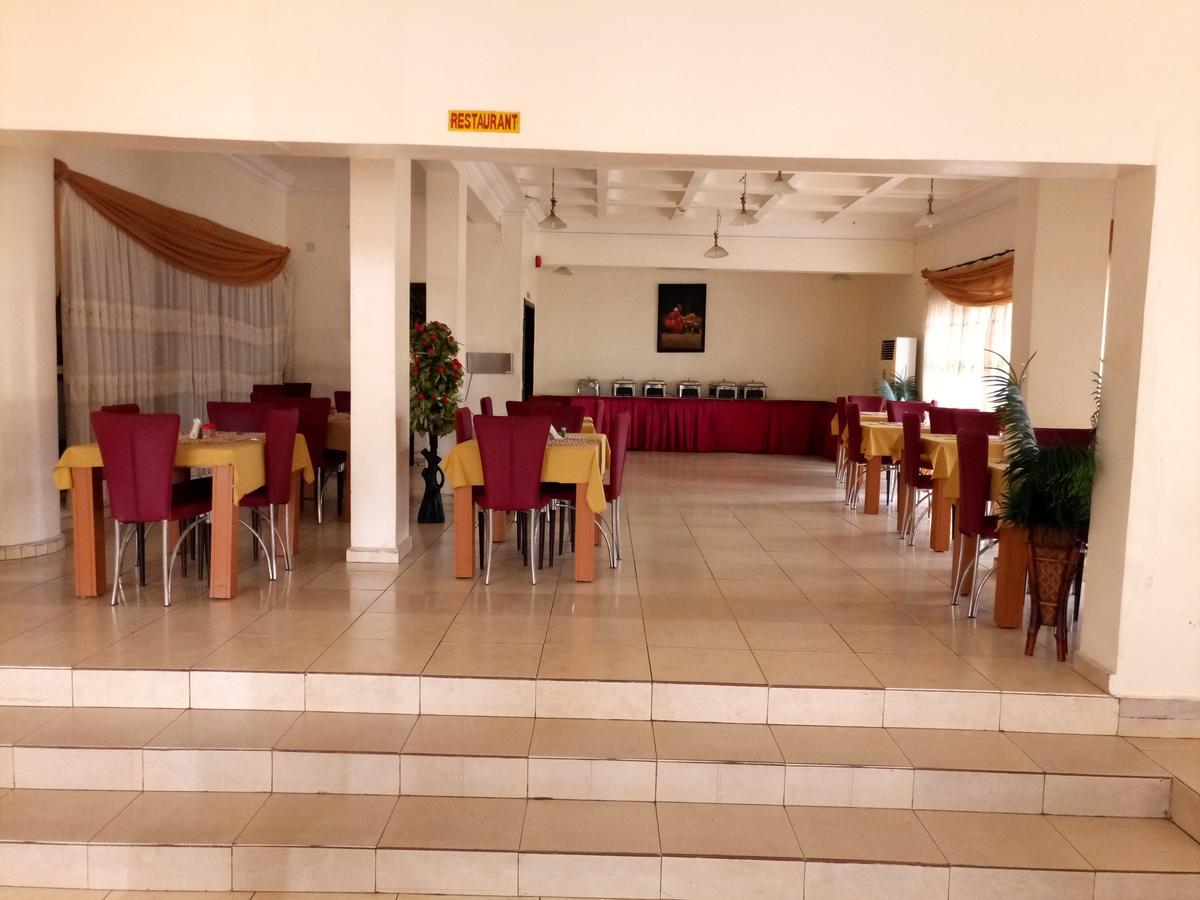 Hotel Benizia Асаба Екстер'єр фото